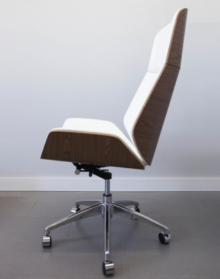 Кресло из натуральной кожи, каркас дерево арт. FX-BC06 - купить в Ярославле. Цена 34 820.52 руб.